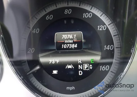 2013 Mercedes-Benz E 350 z USA, uszkodzony, nr VIN WDDHF5KB4DA673053